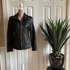 Beautiful hundred percent leather jacket! Size M